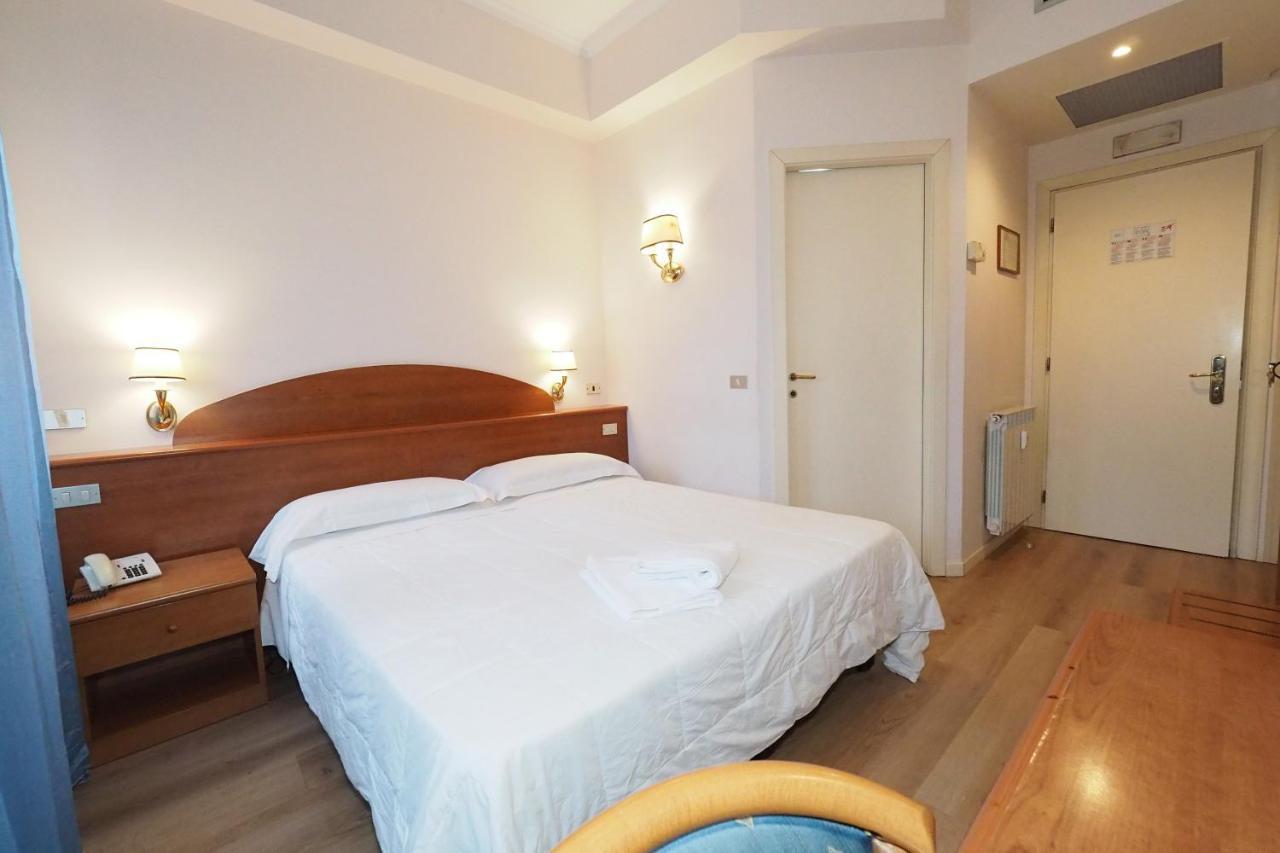 Hotel Laura Rome Luaran gambar