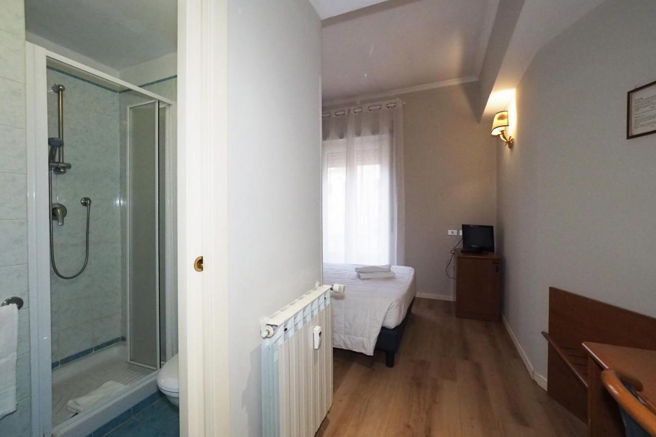 Hotel Laura Rome Luaran gambar
