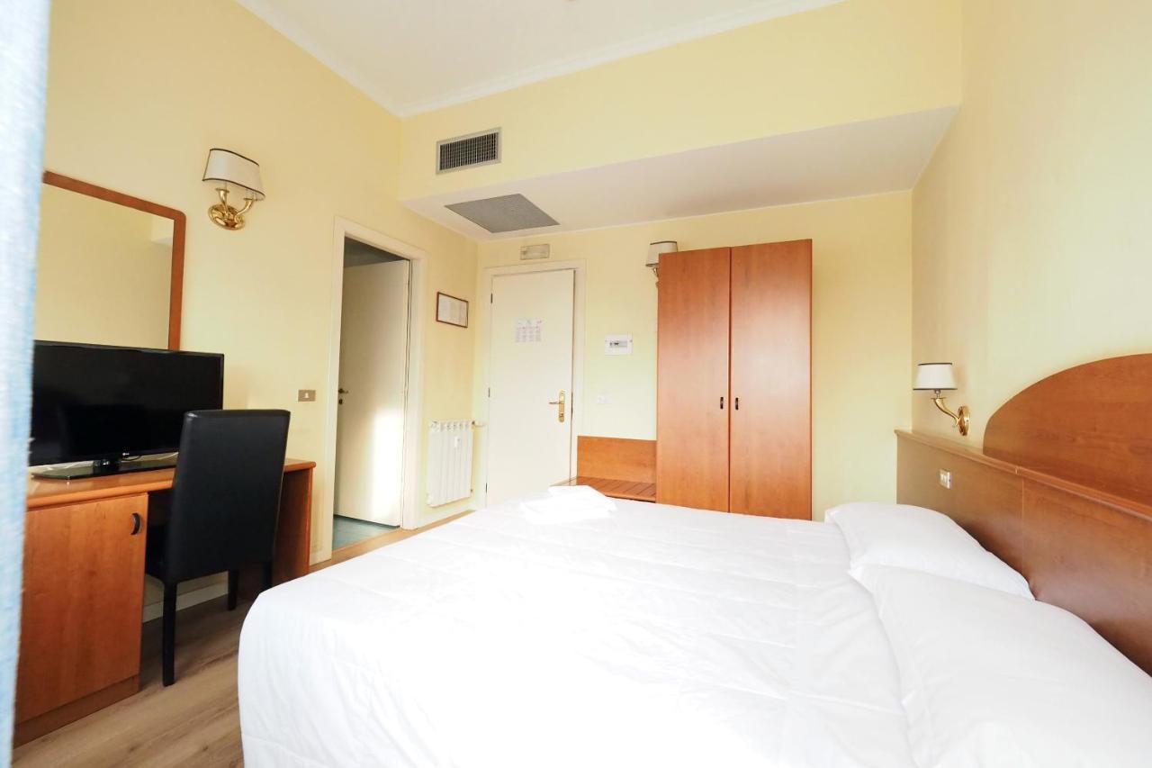 Hotel Laura Rome Luaran gambar