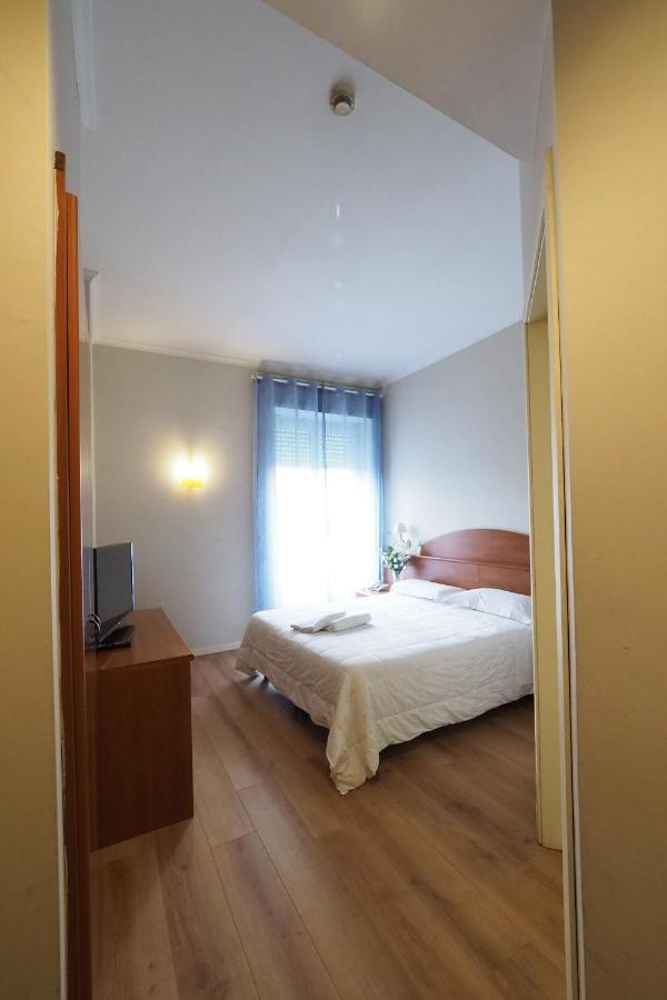 Hotel Laura Rome Luaran gambar